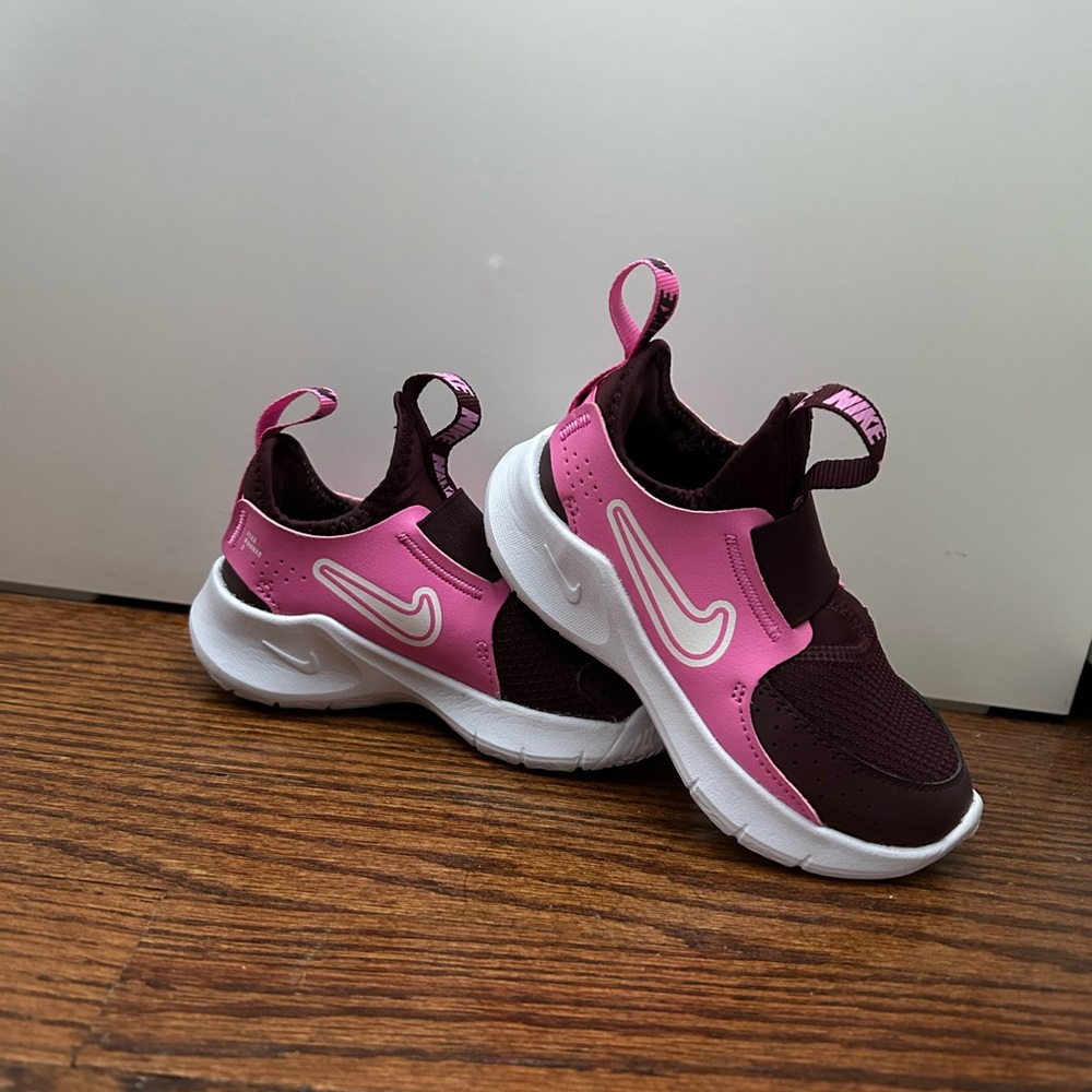 New Nike Kids Pink and Bordeaux Black Sneakers